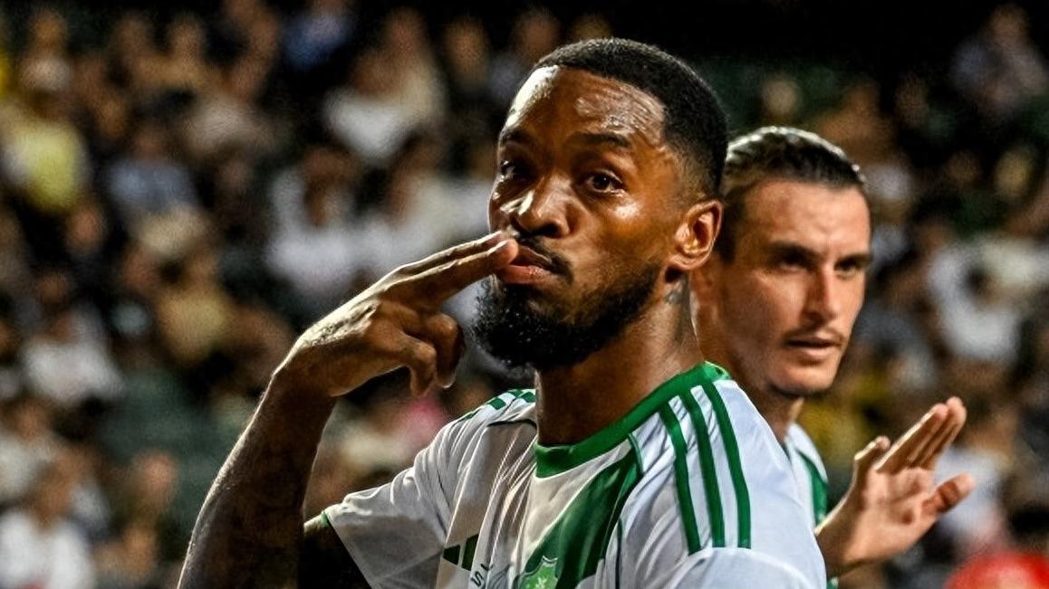 吉达国民表态无意放走埃文托尼，似乎是给热刺吹风