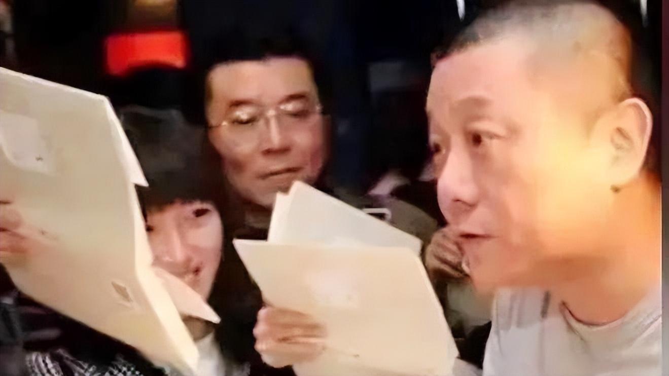 王朔：一群连小偷都不敢大声呵斥的人，却大呼小叫要灭了美国日本