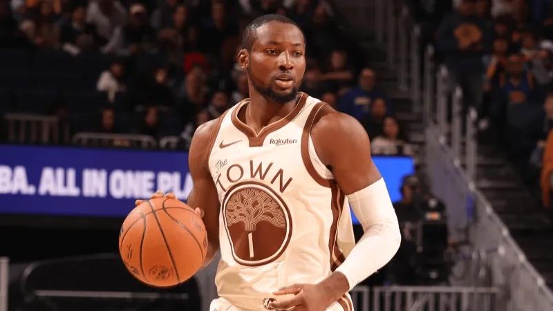 勇士惜败76人！穆迪+4替补难救主，理查德机会少，波杰库明加狂铁