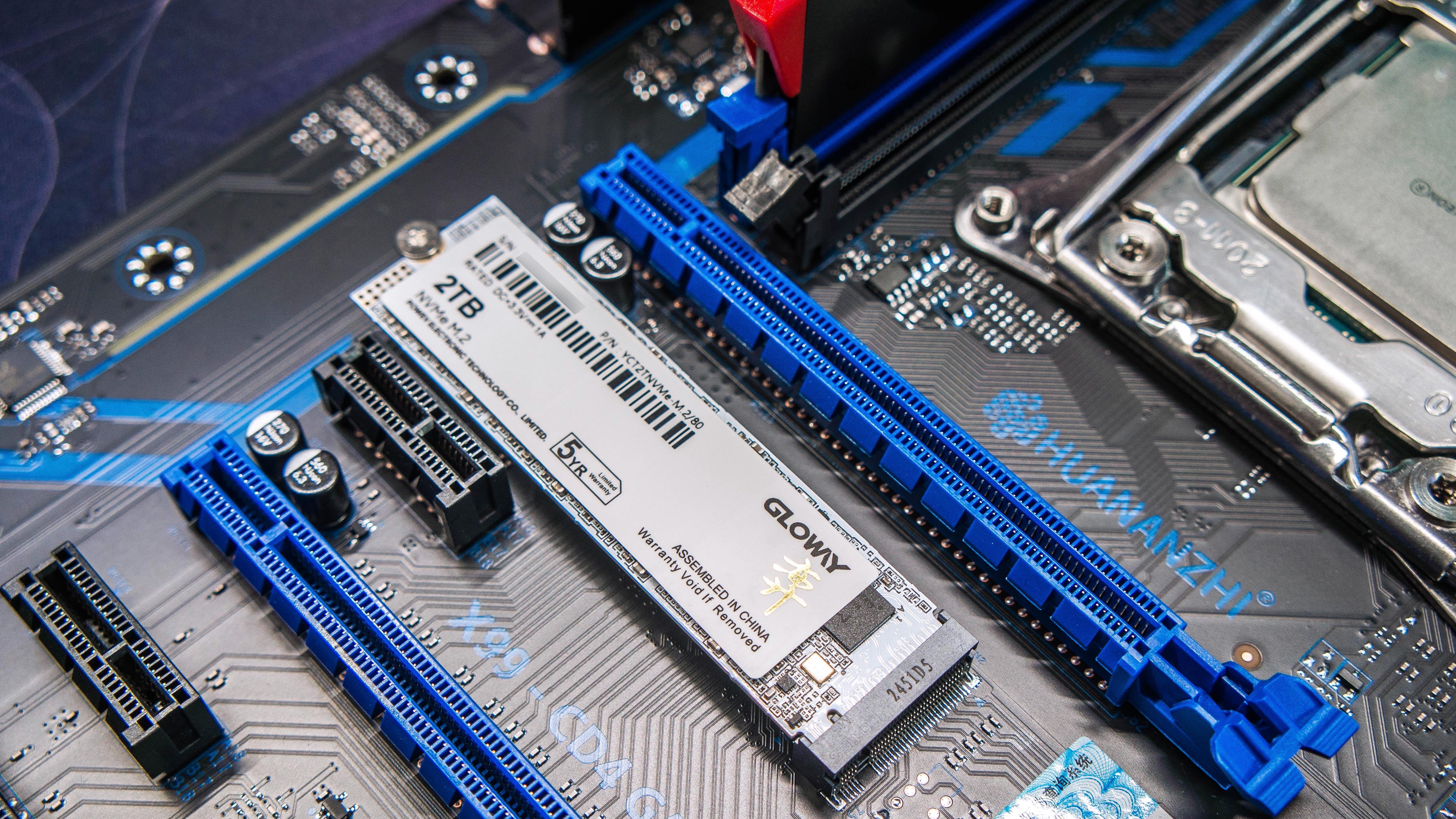 拓展口再升级！加量不加价的华南金牌主板X99-CD4 GAMING！