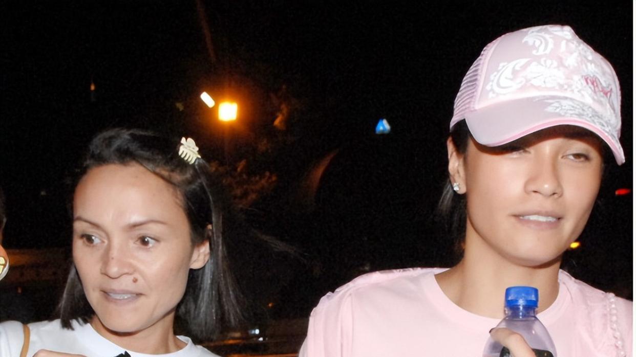 香港最狂星妈，四嫁三离的叛逆人生成女儿救赎
