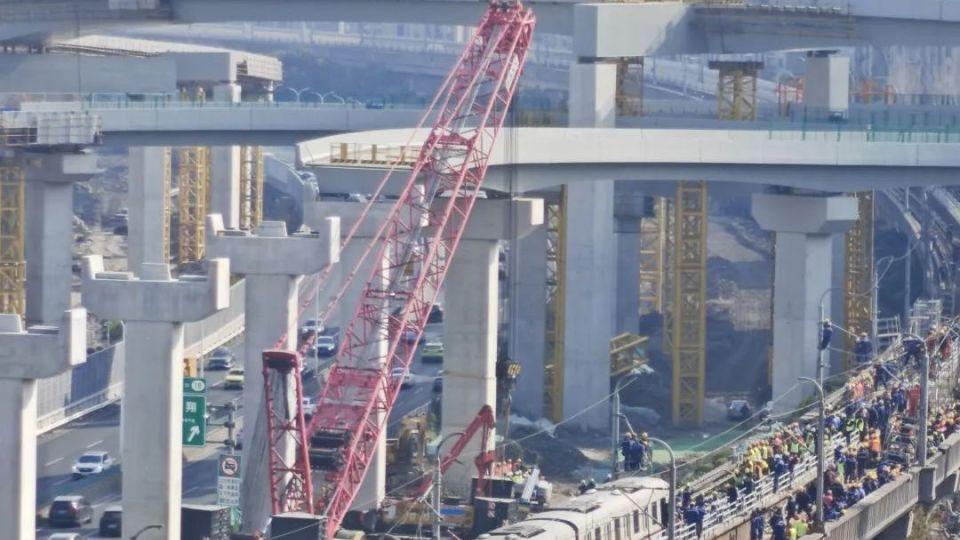 上海地铁遭起重机侵入事故深度解析：安全漏洞敲响城市基建警钟
