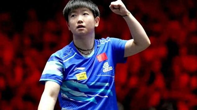 2025WTT新加坡大满贯收官日！孙颖莎4-1蒯曼，第二次问鼎女单冠军