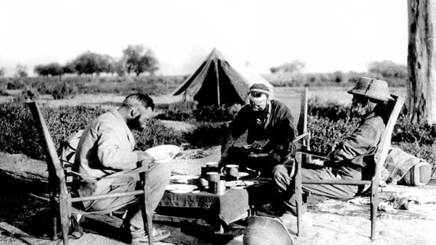 美国总统之子来华猎杀熊猫，掀起西方百年猎杀狂潮