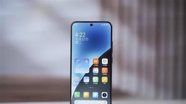 十年后小米手机重回中国第一！机皇跌至大米价惨遭疯抢