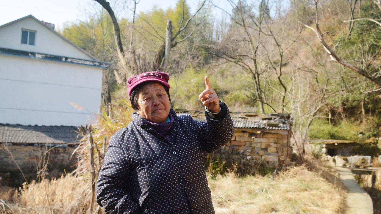 二姨当年为救一个小乞丐，做一件有口难言的事，多年后她收获福报