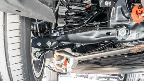 冬季用车别只看纯电SUV！这款增程混动SUV，远程预热更暖心