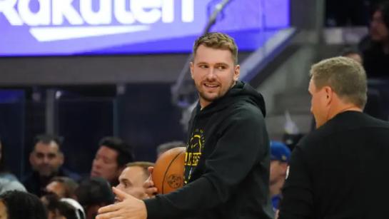 东契奇砍下40分创NBA纪录！却仍难逃湖人揭幕战惨败，群星闪耀新赛季正式打响！