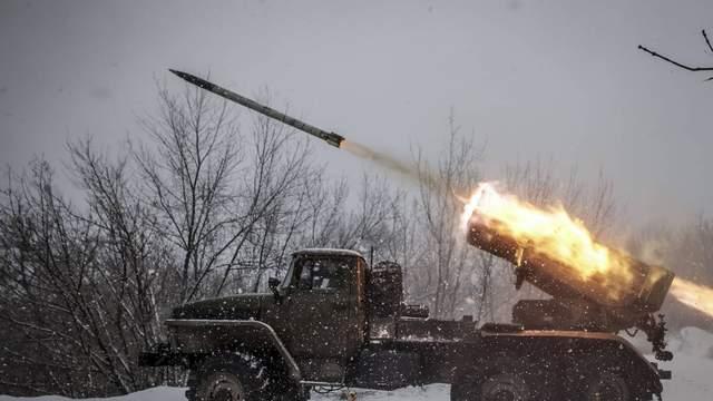 一个晚上，发动了94次袭击！乌克兰的“软弱”是装出来的？