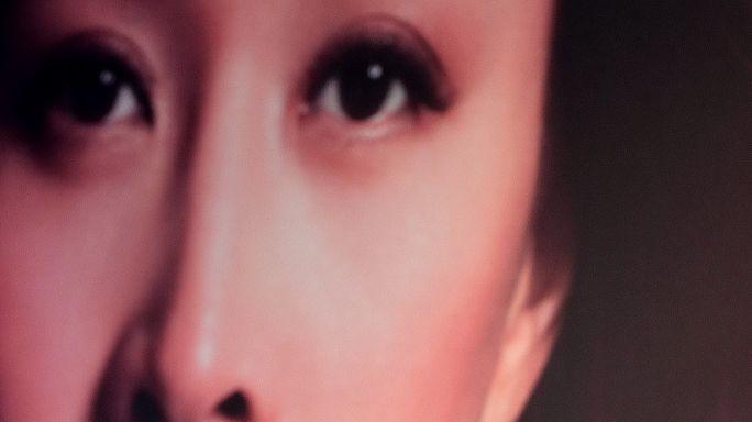 那英两度遇渣男：女性为何总在婚姻中妥协？