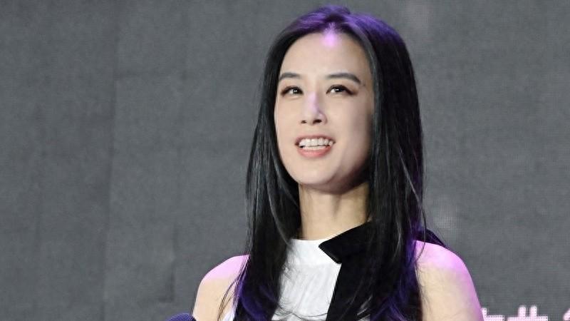 黄圣依：从豪门阔太到独立女性，一场跨越十年的自我觉醒