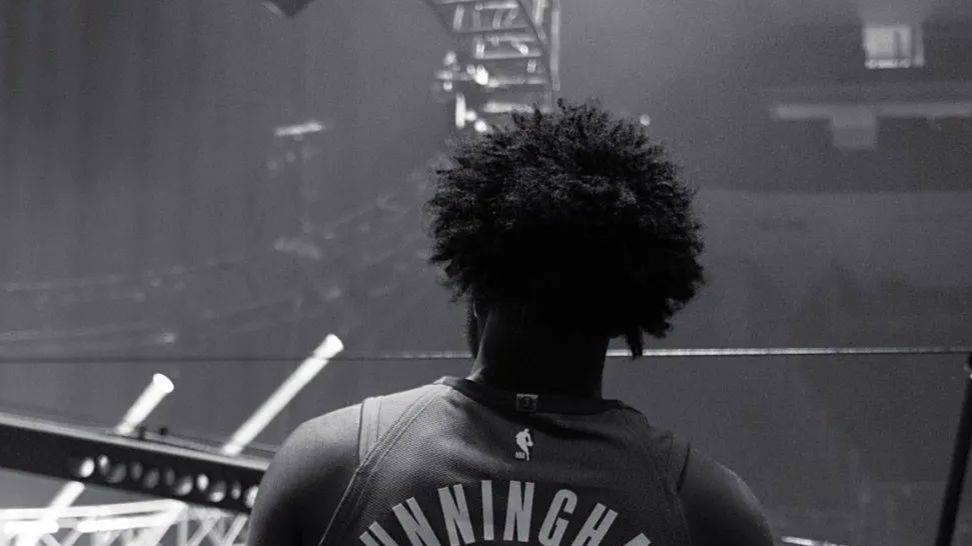 坎宁安就是未来！25+8+8背后，活塞领袖的逆袭密码！