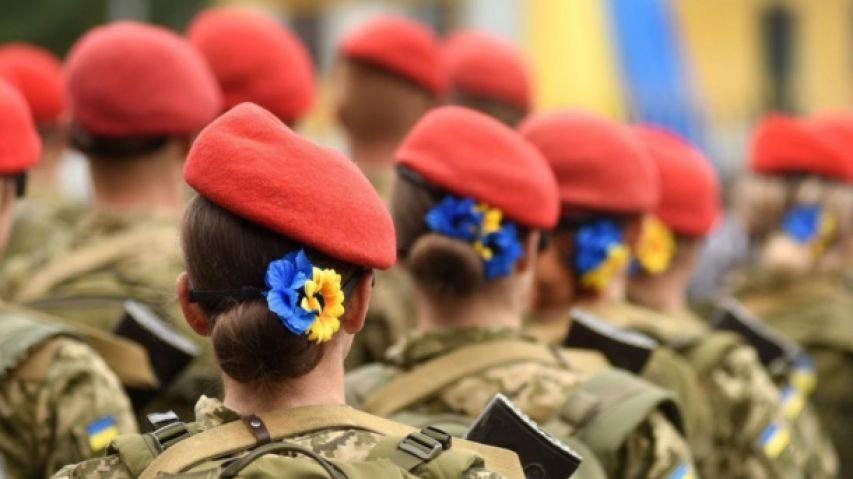 乌克兰出现罕见一幕，真要打到最后一人？