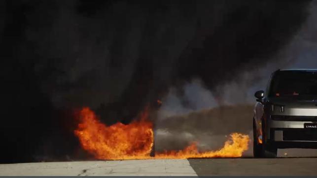 拒绝“笨重”！领克900用四项硬核测试领跑新能源大六座