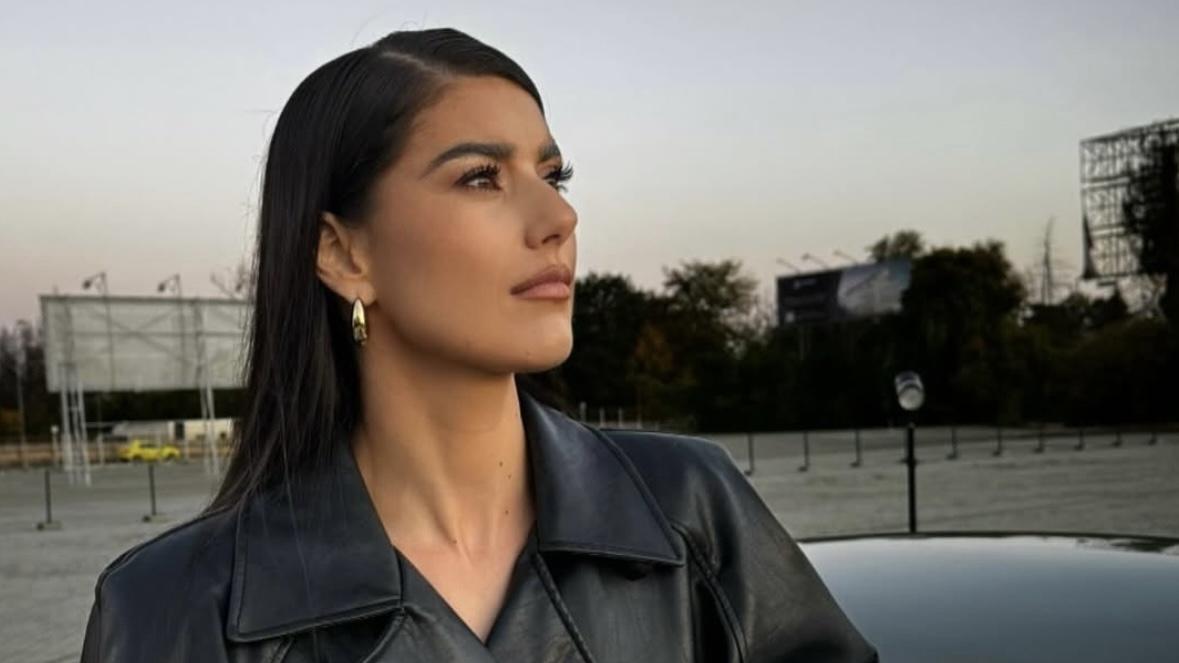 在辉煌与遗憾之间：科斯蒂亚的告别与自白