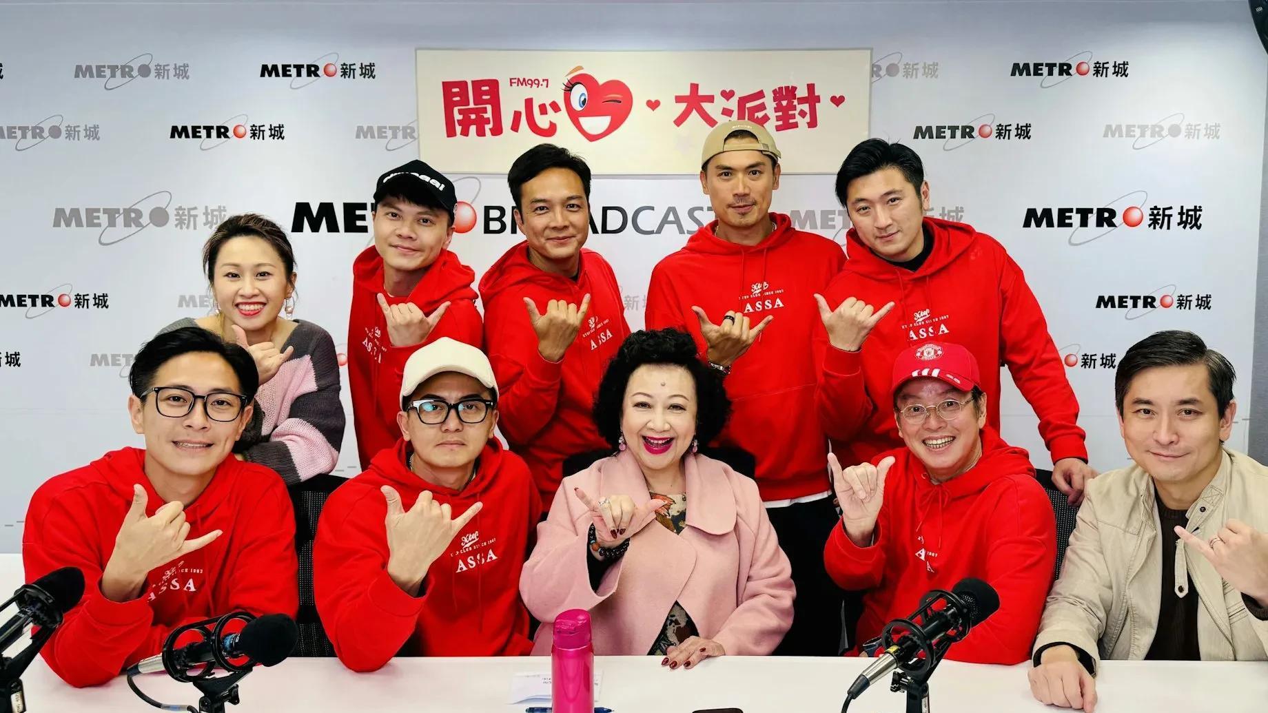 谭咏麟做客薛家燕节目，回应与陈百祥分家传闻及关系现状。