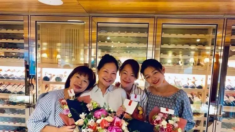 大S遗产分配完成：S妈两手空空，具俊晔2亿到手，张兰一语成谶