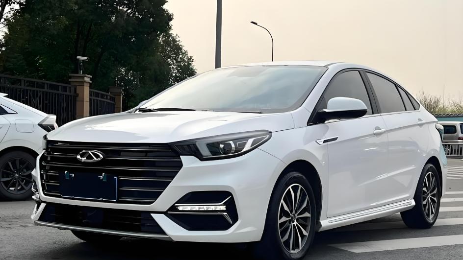 5万到8万买什么车最划算？2025年这5款车型闭眼入，省油耐用还智能！