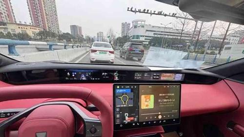 新车配远端一体屏，高配带电子外后视镜，阿维塔06实车内饰曝光