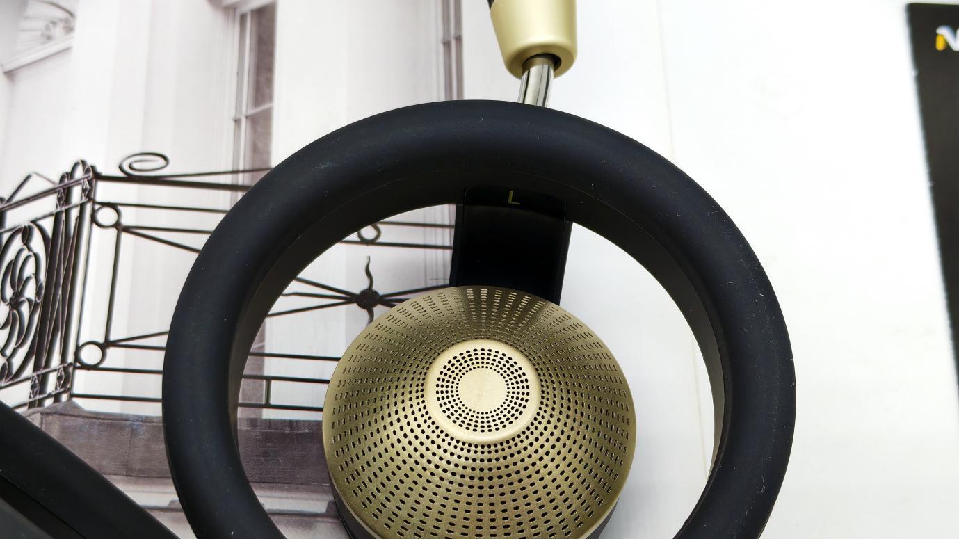 南卡 BOLT 头戴式蓝牙耳机评测：千元级舒适与音质的双重革命