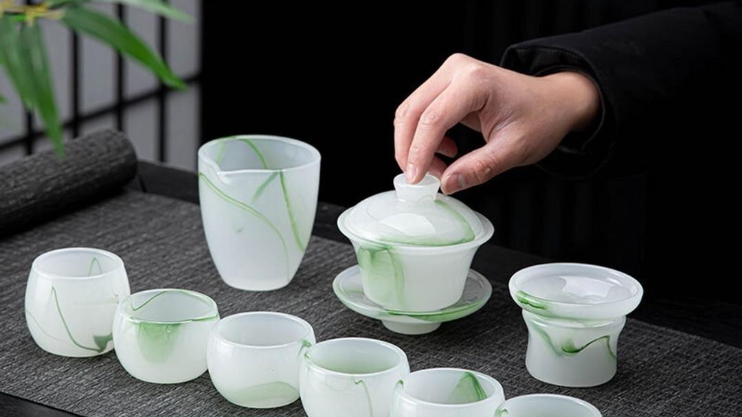 伤官配印入命局，解锁你的隐藏才华与贵人运