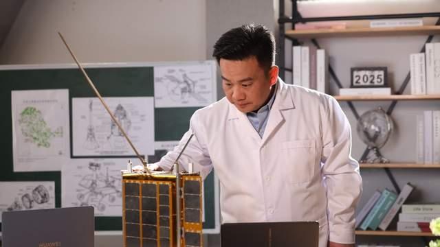 折叠形态重塑市场格局，鸿蒙折叠电脑市场份额达73%