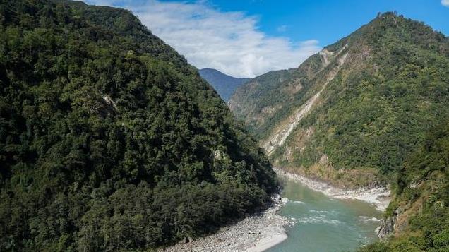 不许中国建水坝，拜登卸任前对华频出恶招，中方反制