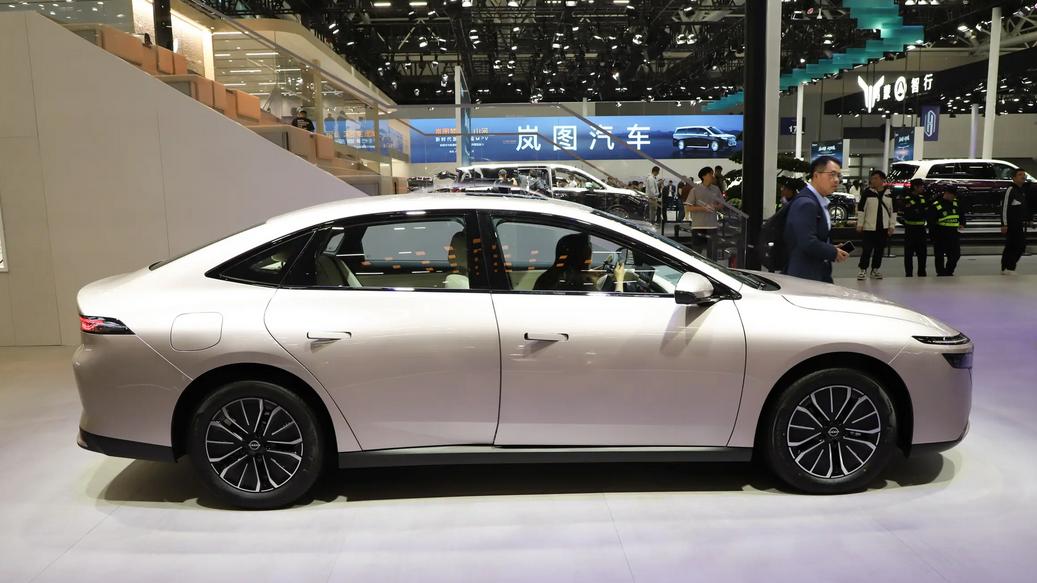 日产N6正式上市，裸车价9.19万元起，适合预算紧张的家庭用户