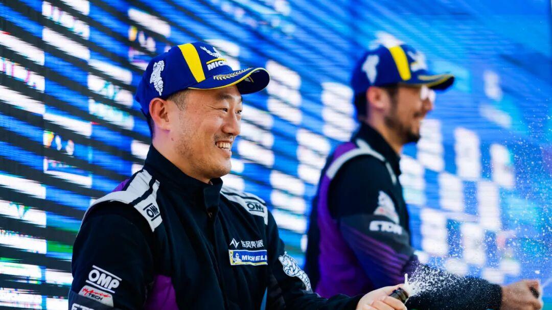 松江佘山双冠加冕，东风奕派车队豪取CTCC电动赛车杯四连胜