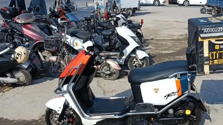 什么样的电动车适合外卖小哥？满足这4个配置，跑得远还更耐用