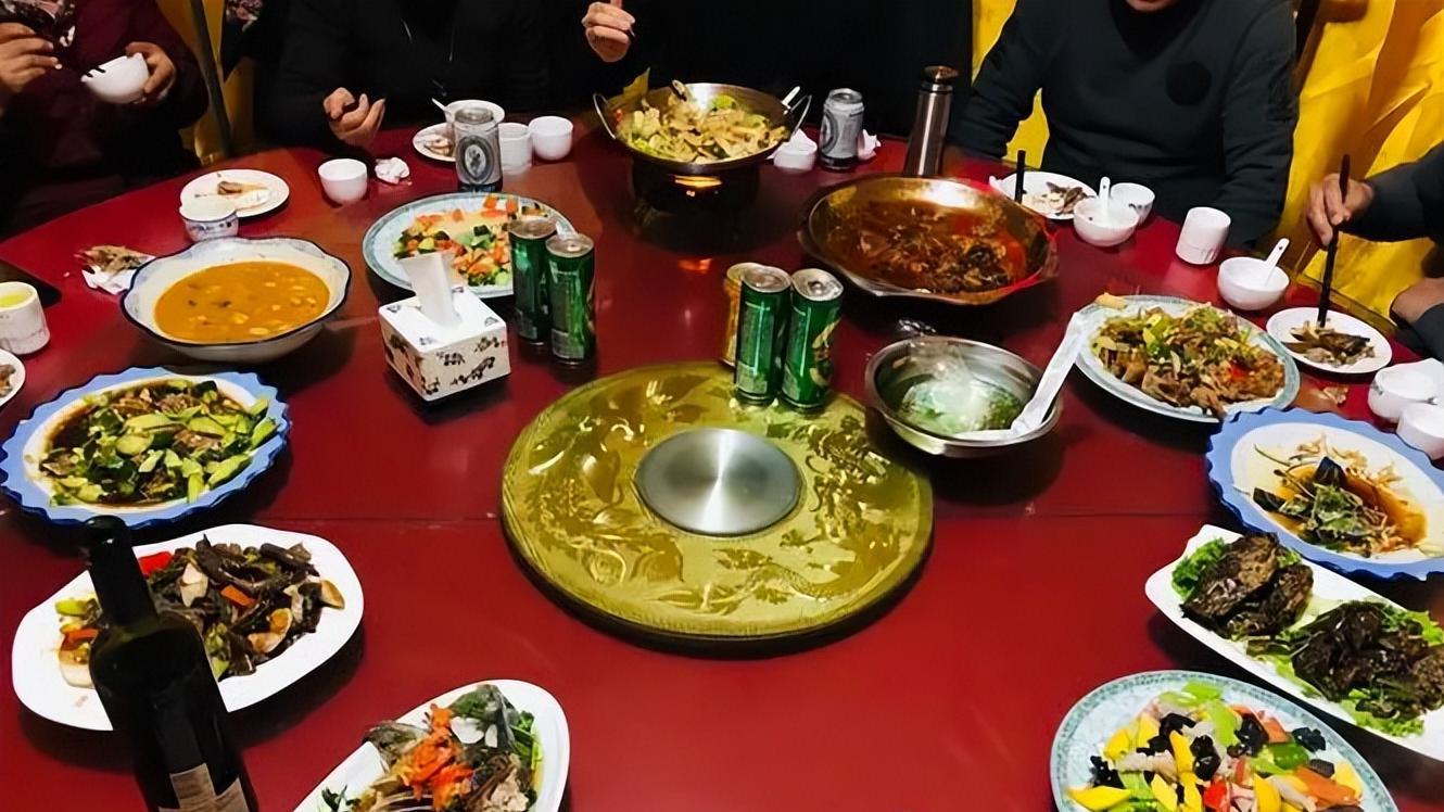 侄女带来的韩国男友在杭州探亲，怎样的行为让人想赶他走？