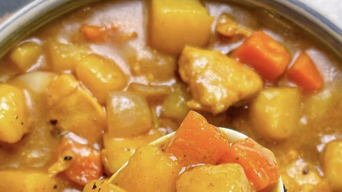 鸡胸肉版土豆咖喱鸡，一口下去三碗饭不保！