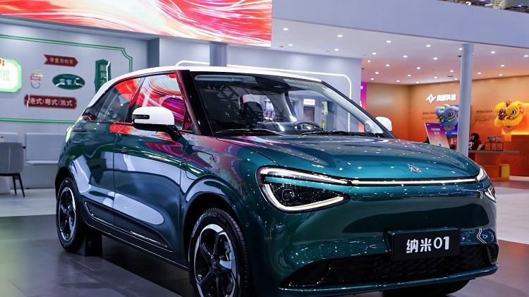 奕派科技全系登陆2025广州车展 eπ007+展现硬核实力引爆全场