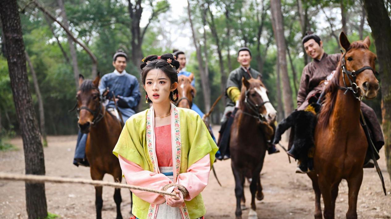 “大花幼年体”黄杨钿甜：收获阅历努力成长！