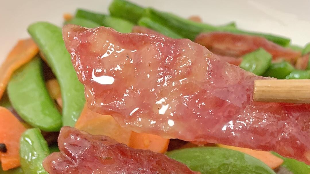腊肠炒荷兰豆