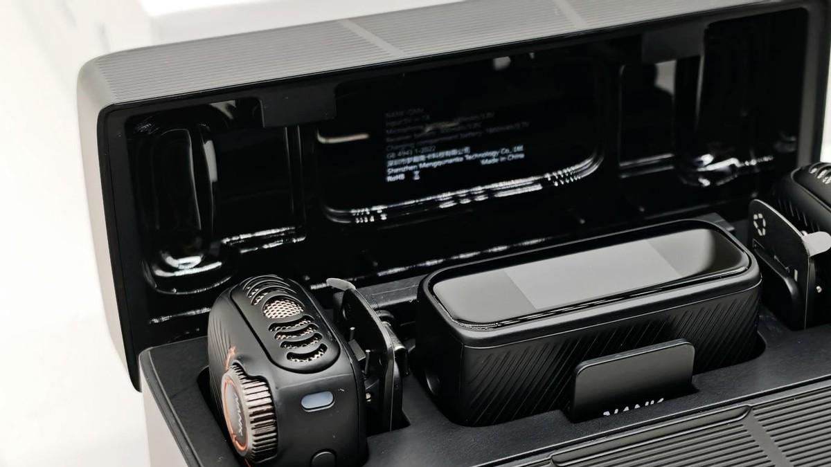 南卡Qmic专业领夹麦克风：699 价位 “满配旗舰”，创作者收音神器