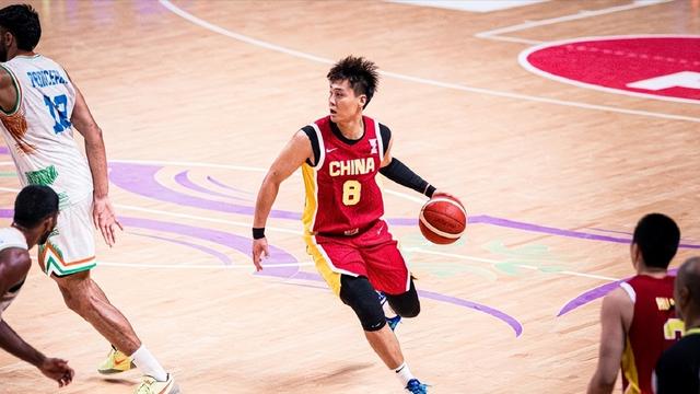 男篮该醒醒了！死磕杯赛丢了世界大赛 国足的教训还不够吗？