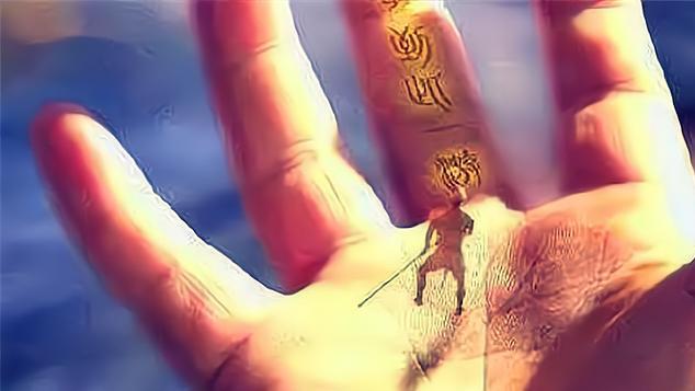 难怪孙悟空老是欺负土地公，你看他被压在五行山时土地公干了啥