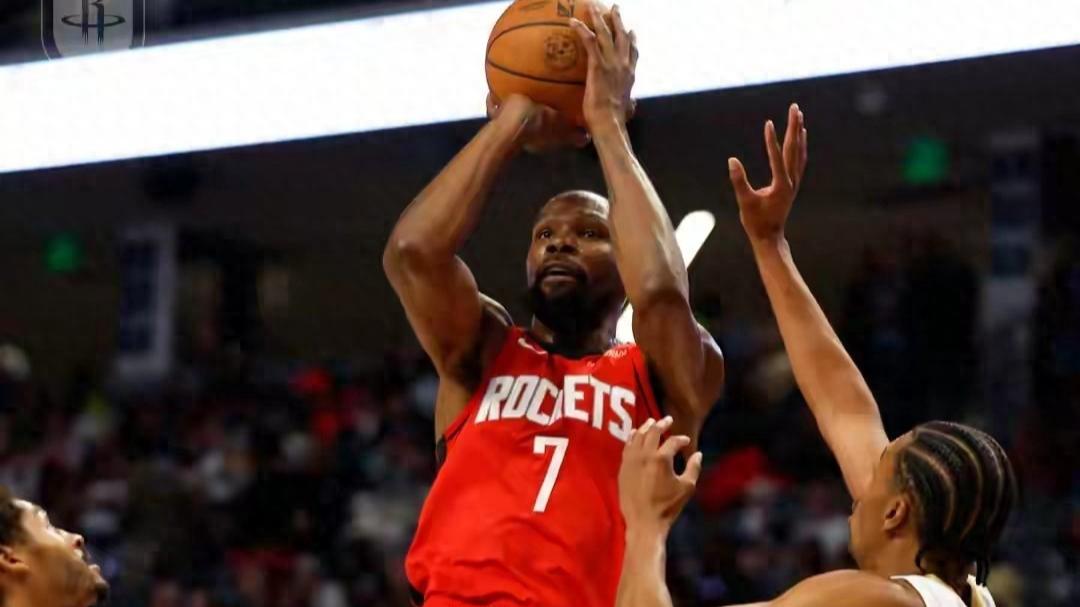 火箭半场领先22分，2星合计12中12，3人表现完美