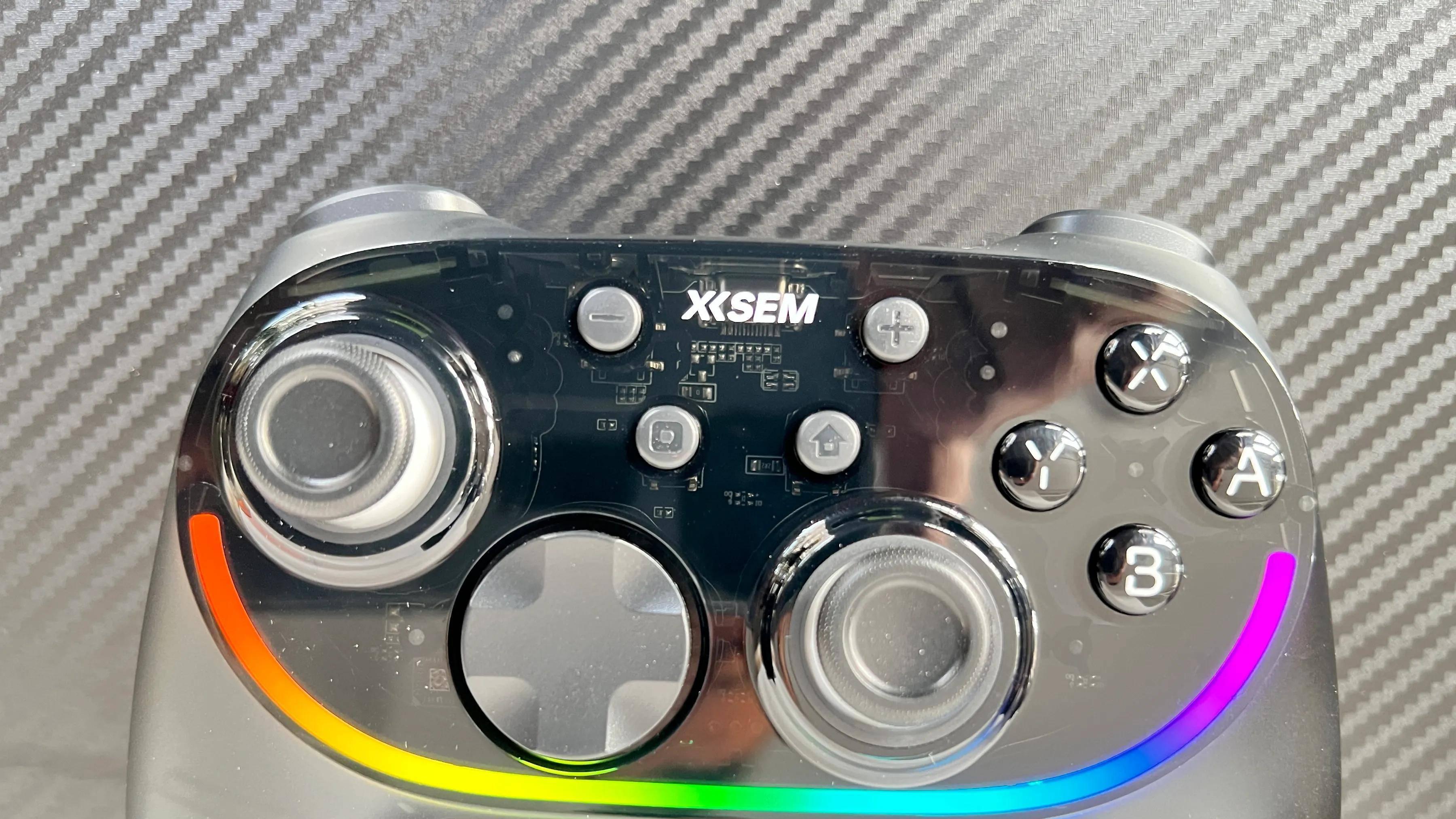 百元档内无对手，表现专业零短板！体验西圣GC1游戏手柄