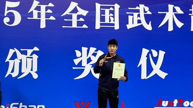 吉林散打新星孟祥硕接班死神方便，查干湖畔冲CKR规则世界金腰带