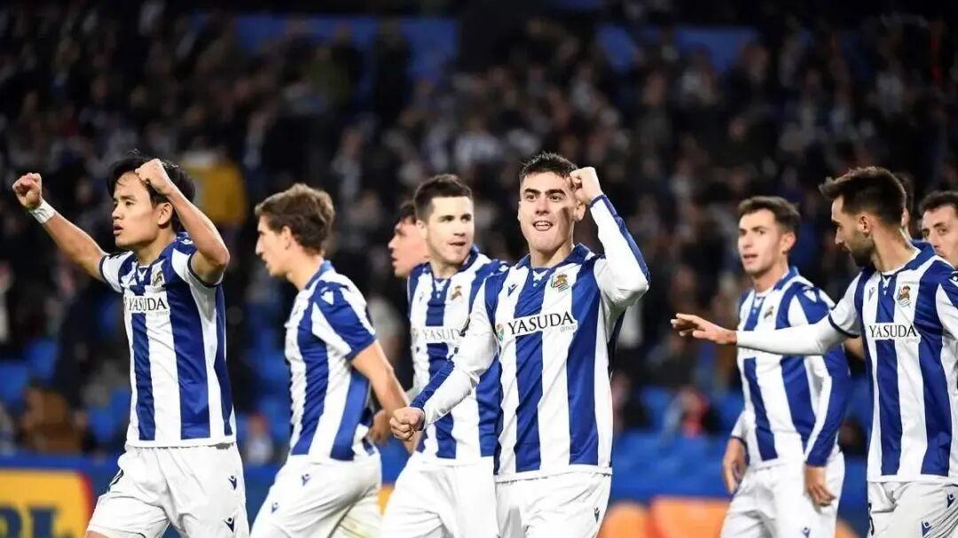 12.12足球推荐内附个人全天比赛解析扫盘预测！