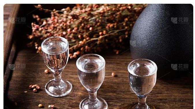 无简礼不成席丨品酒以庆，祝酒以礼，重要时刻喝简礼