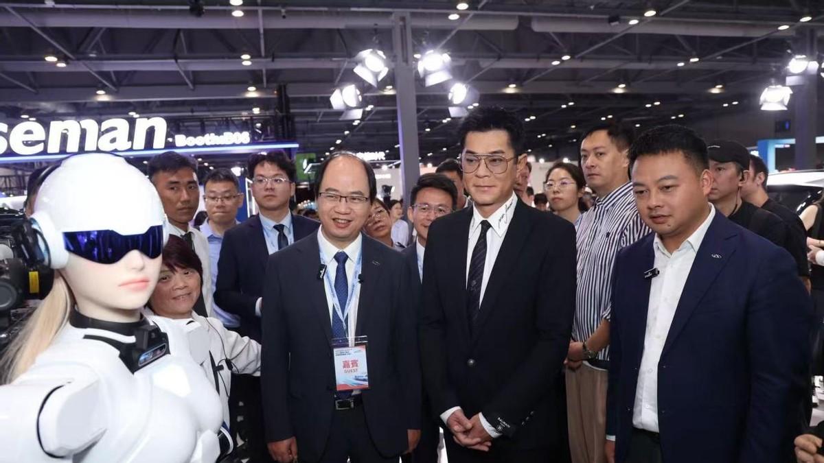 "在中国 为全球" 奇瑞首秀香港车博会，启幕全球化新坐标