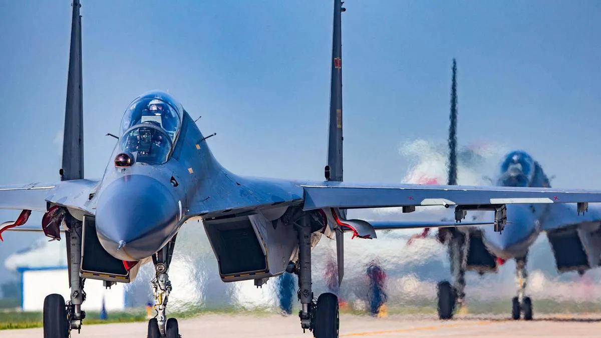 阵风不敌歼-10C撤退？印军密谋36小时行动，多国急商克什米尔危局