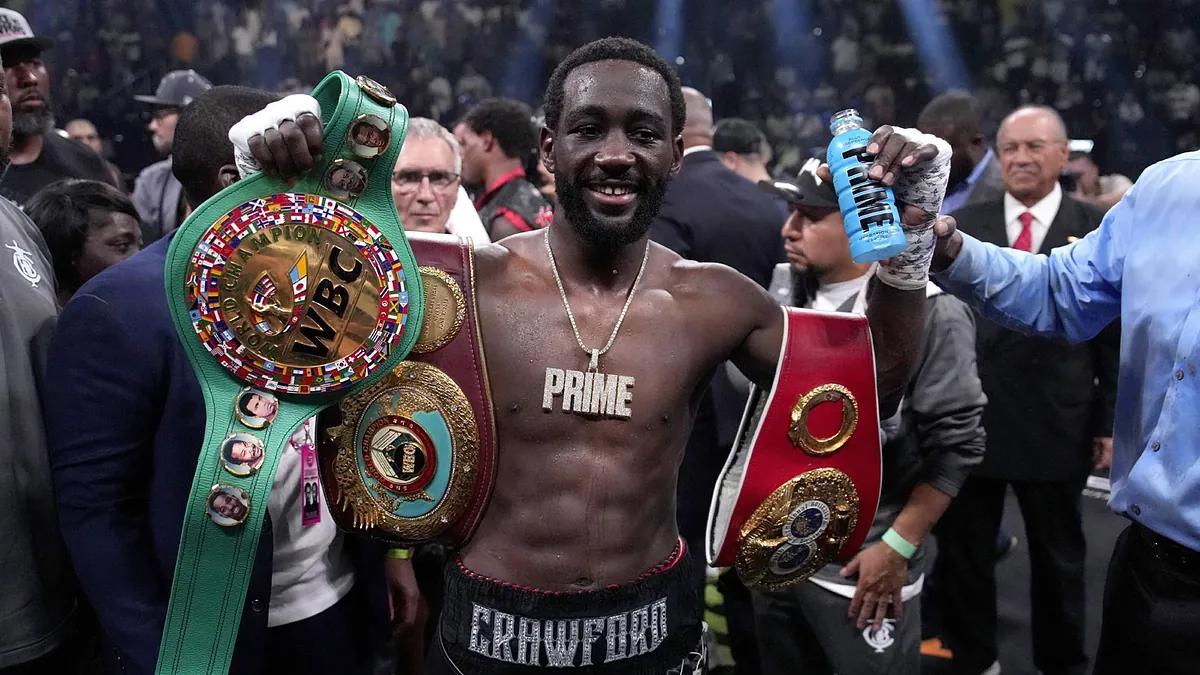 巅峰谢幕，风骨昭然：克劳福德的退役，是拳坛最体面的传奇注脚