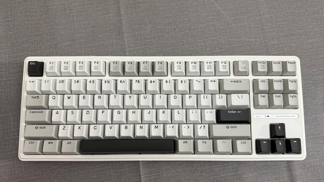 谁懂！打工人终于迎来办公神器--R87 PRO AI键盘