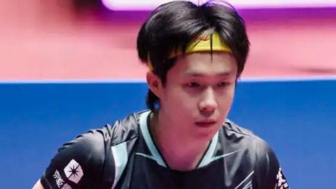 王楚钦4-3险胜中国香港选手黄镇廷，晋级全运会男单八强