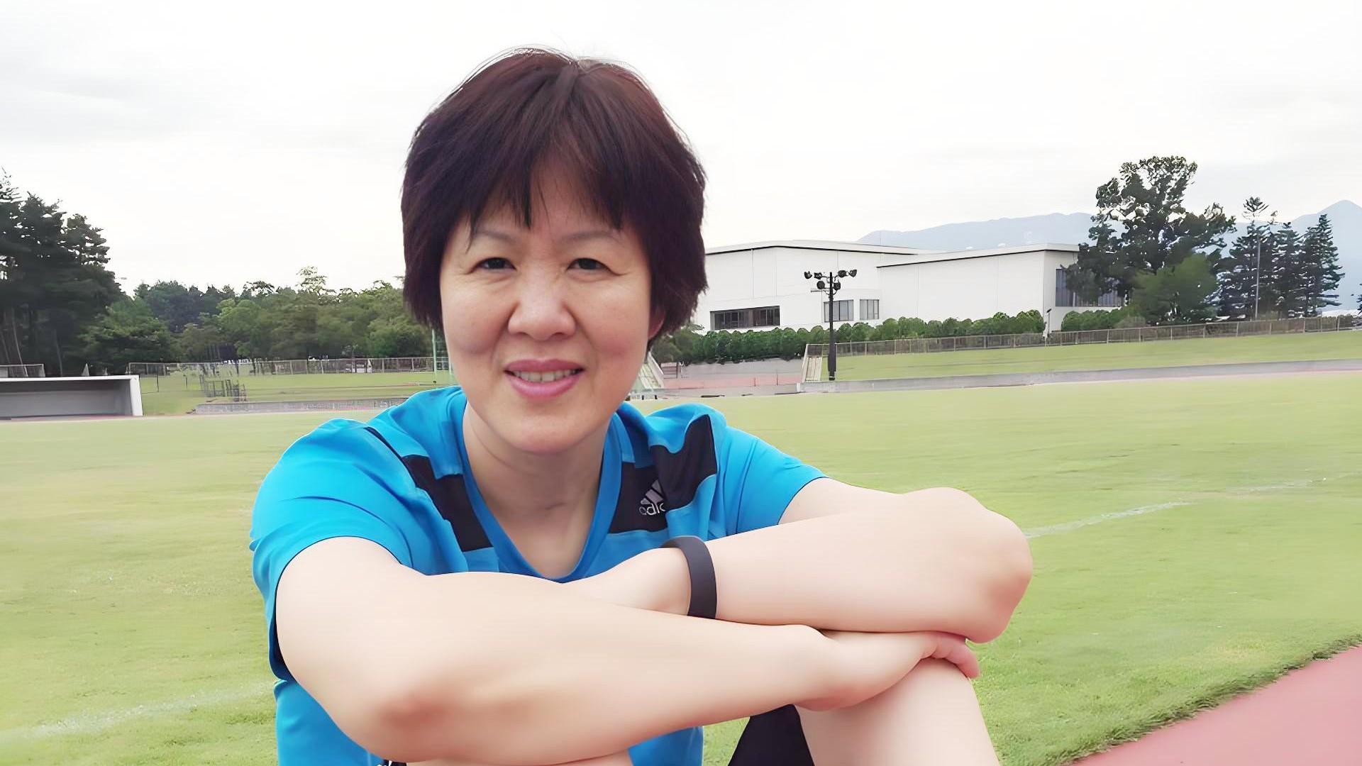 郎平喜获终身成就奖！忆往事，她为何一年就带中国女排奥运夺银？