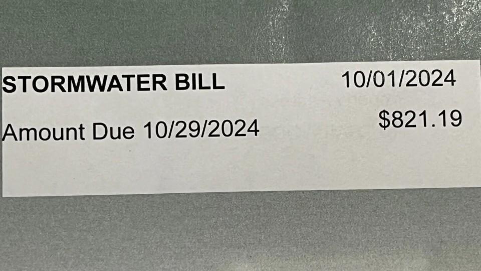 自费当兵、贷款坐牢、流浪罚款……这都是从美国网友那学的新词